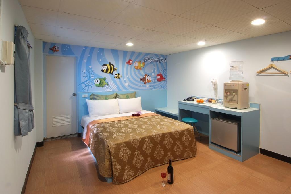 Hotel Tong Bing Express à Hsinchu Chambre photo